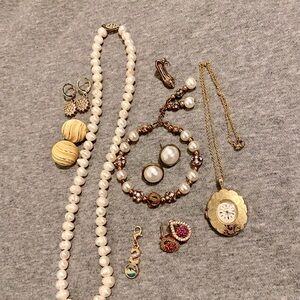 Water Pearls Jewelry Mix Lot